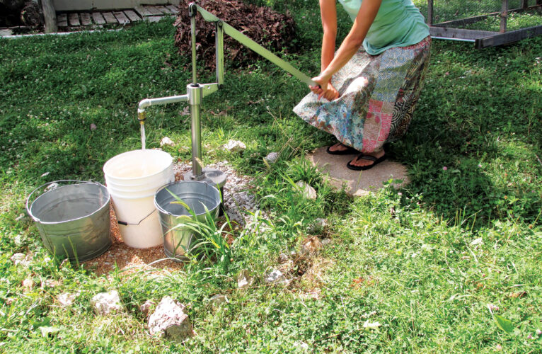 Tips for Using a Manual Water Pump